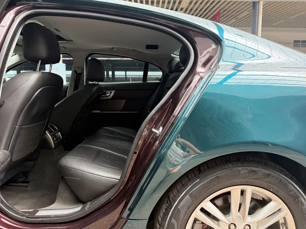 Jaguar XF — миниатюра 11