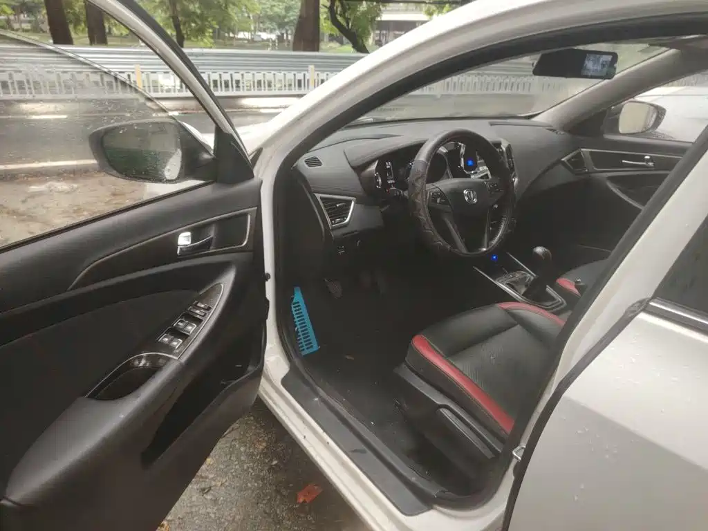 Changan Eado XT — миниатюра 17