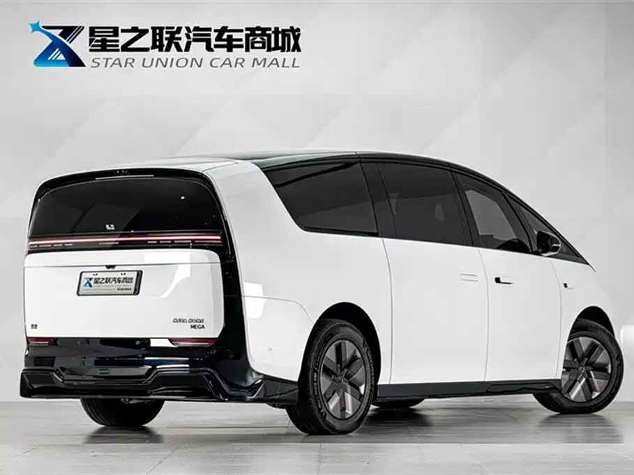 Li Auto MEGA 2025 Home