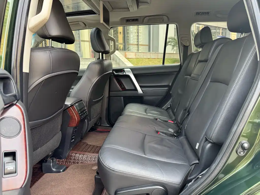 Toyota Land Cruiser Prado 2016 3.5L AT TX-L