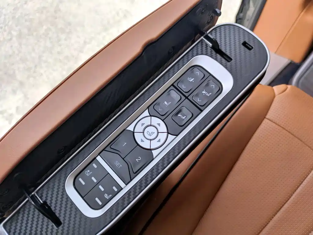Mercedes-Benz Vito — миниатюра 17