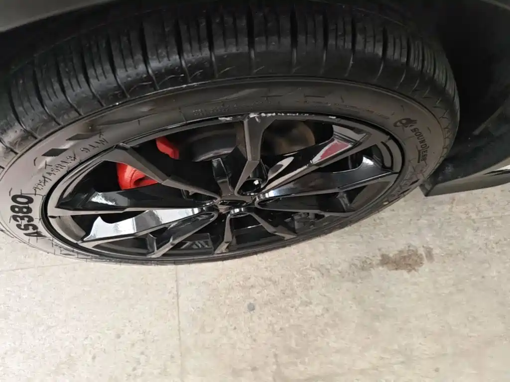 Geely Emgrand S — миниатюра 23