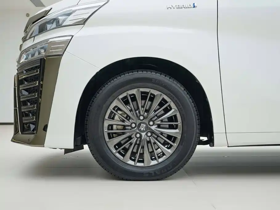 Toyota Vellfire — миниатюра 15