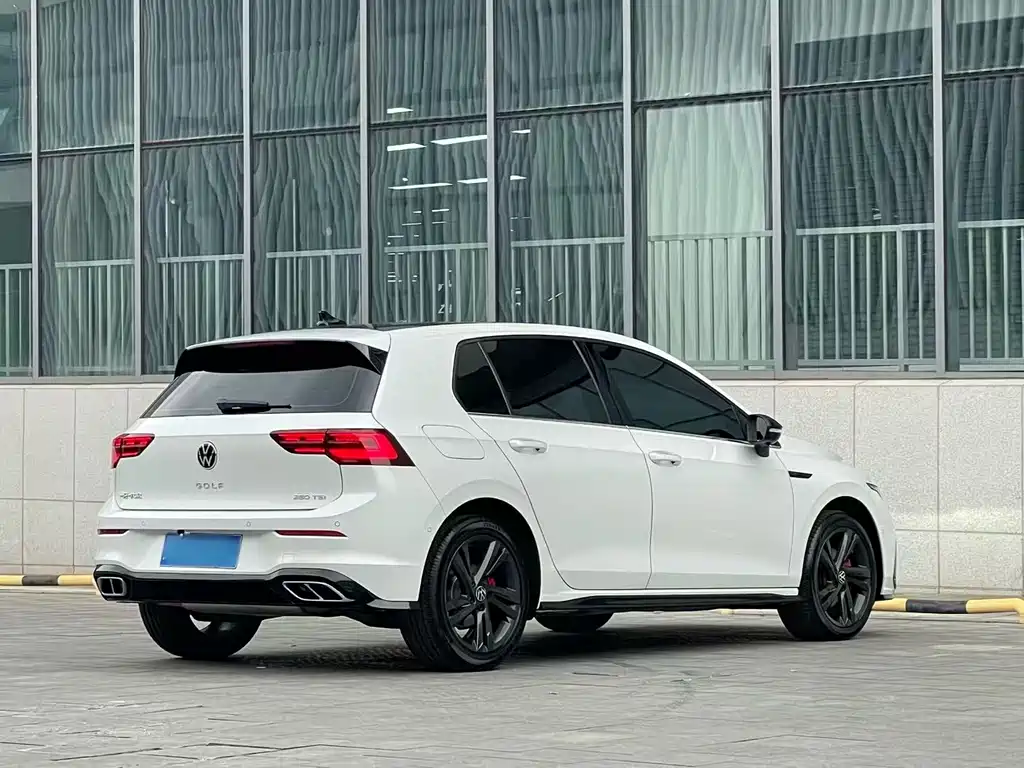 Volkswagen Golf — миниатюра 8