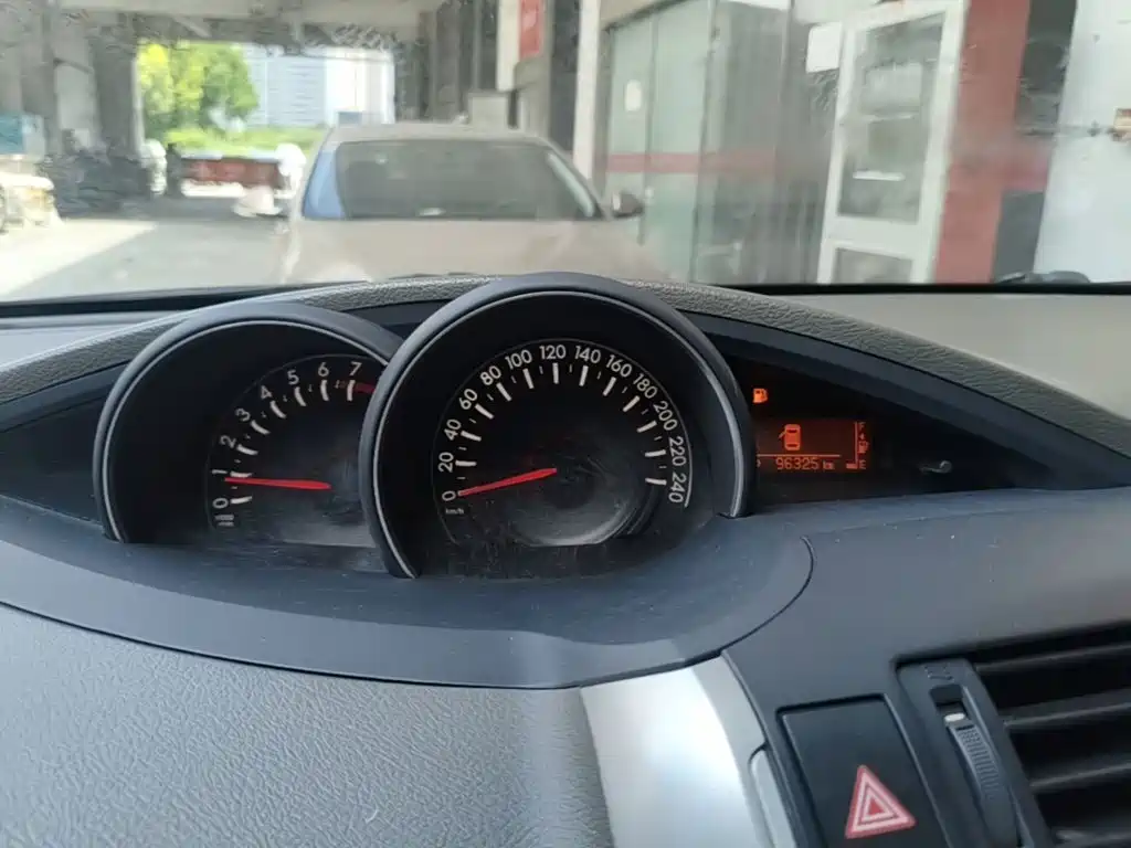 Toyota Verso — миниатюра 12