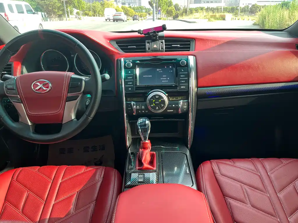 Toyota Reiz 2010 2.5V