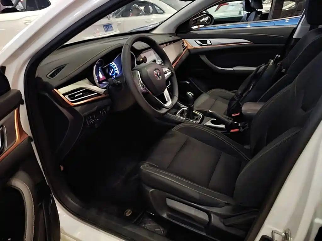 Changan Eado XT — миниатюра 15