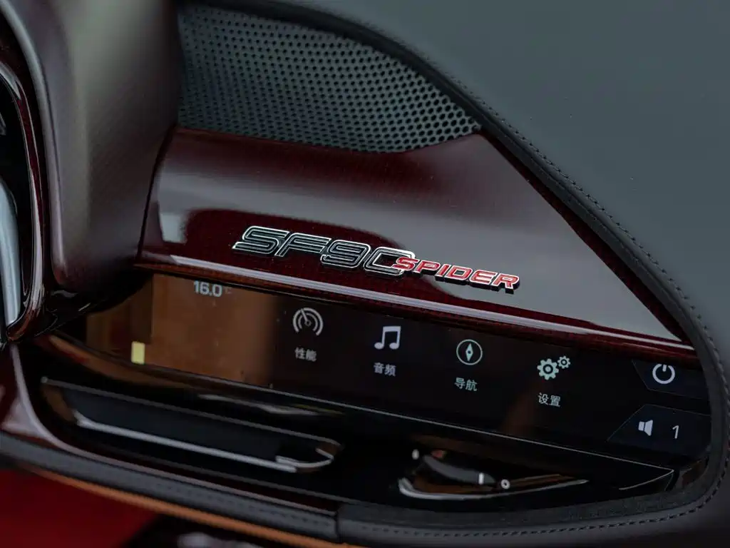 Ferrari SF90 — миниатюра 13