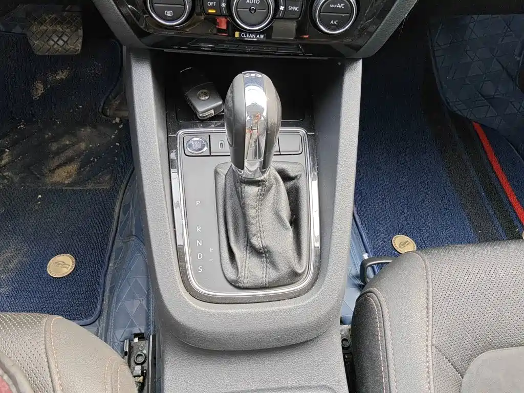 Volkswagen Sagitar — миниатюра 10
