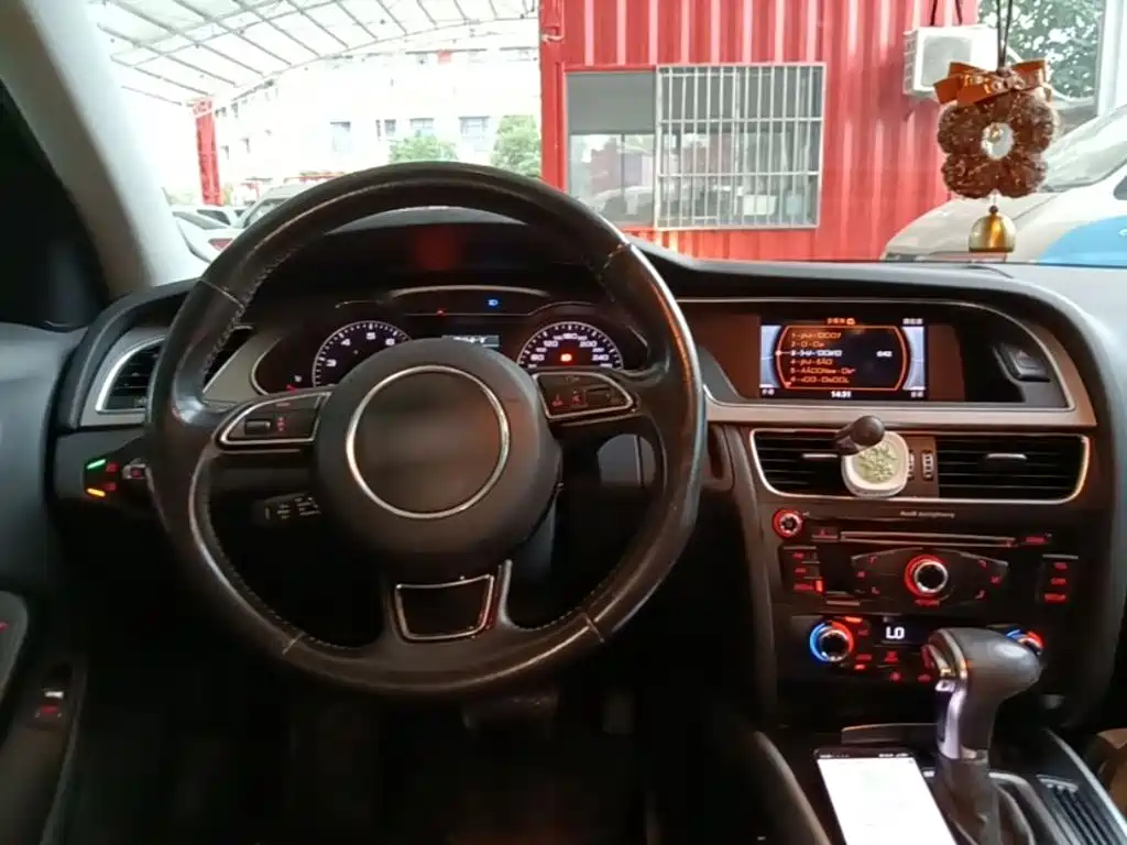 Audi A4L — миниатюра 11