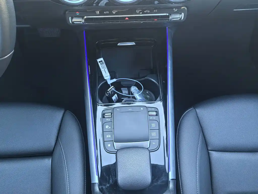 Mercedes-Benz GLA 2022 — фото 24