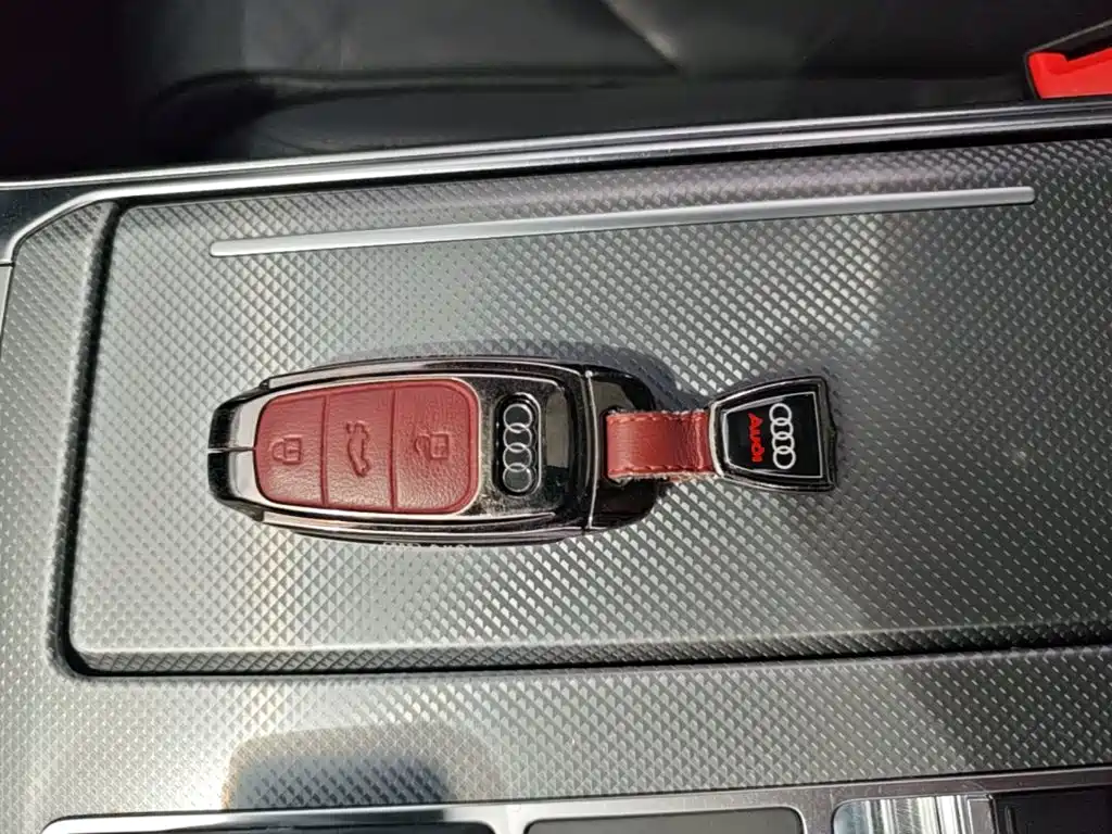Audi A6L — миниатюра 9
