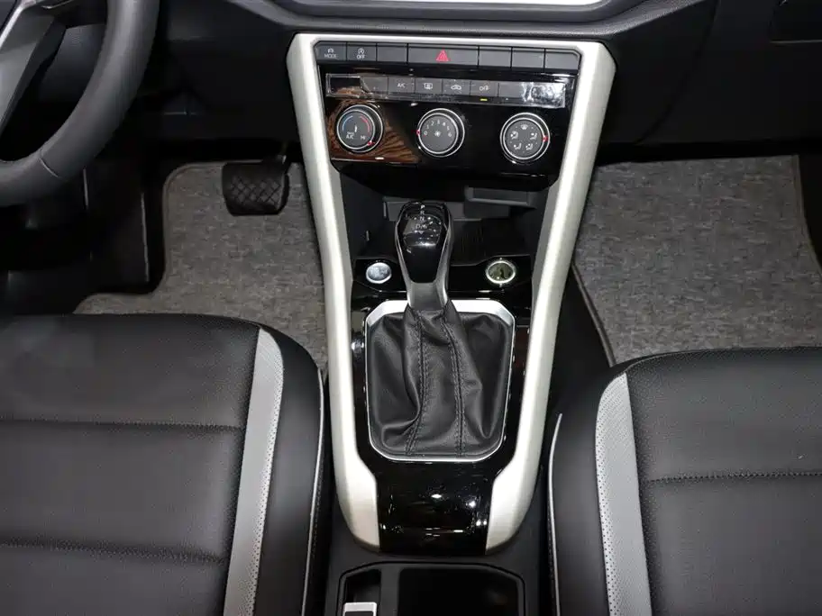 VOLKSWAGEN T ROC EXPLORING SONGS