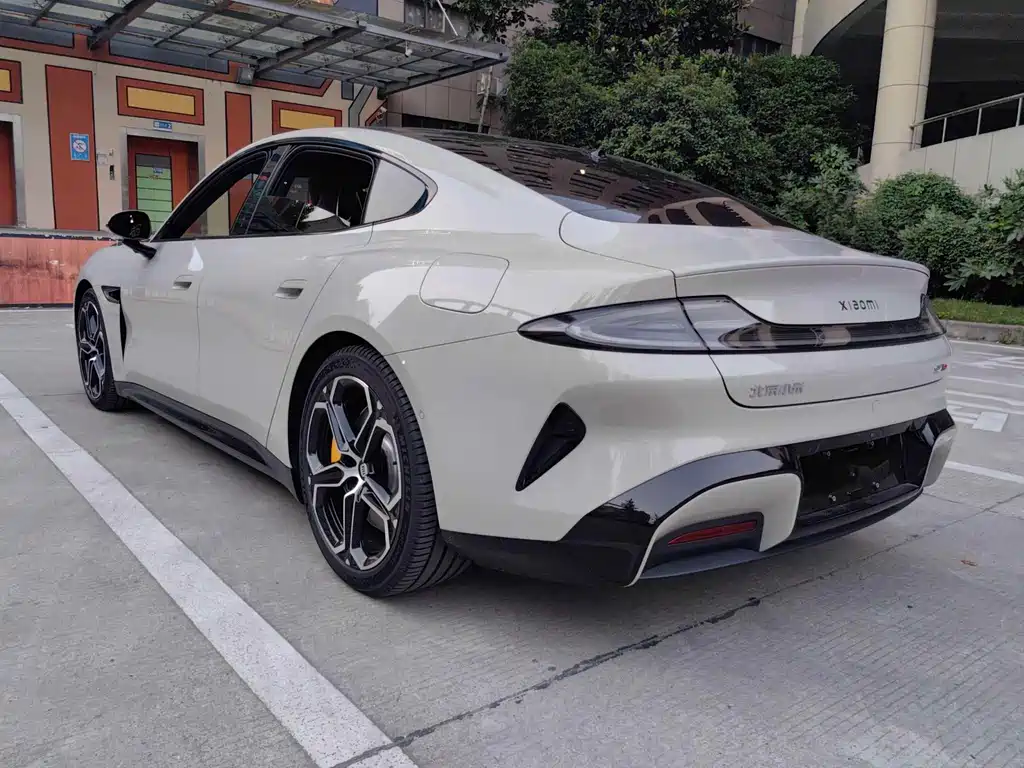 XIAOMI CAR XIAOMI SU7