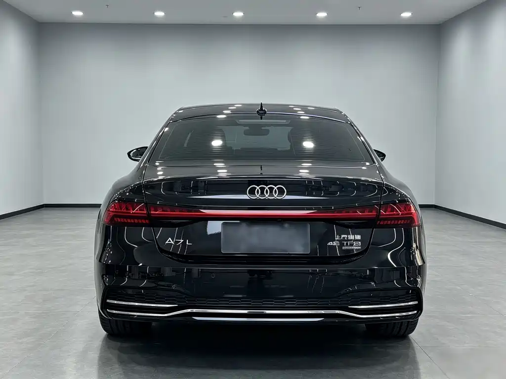 Audi A7L — миниатюра 10