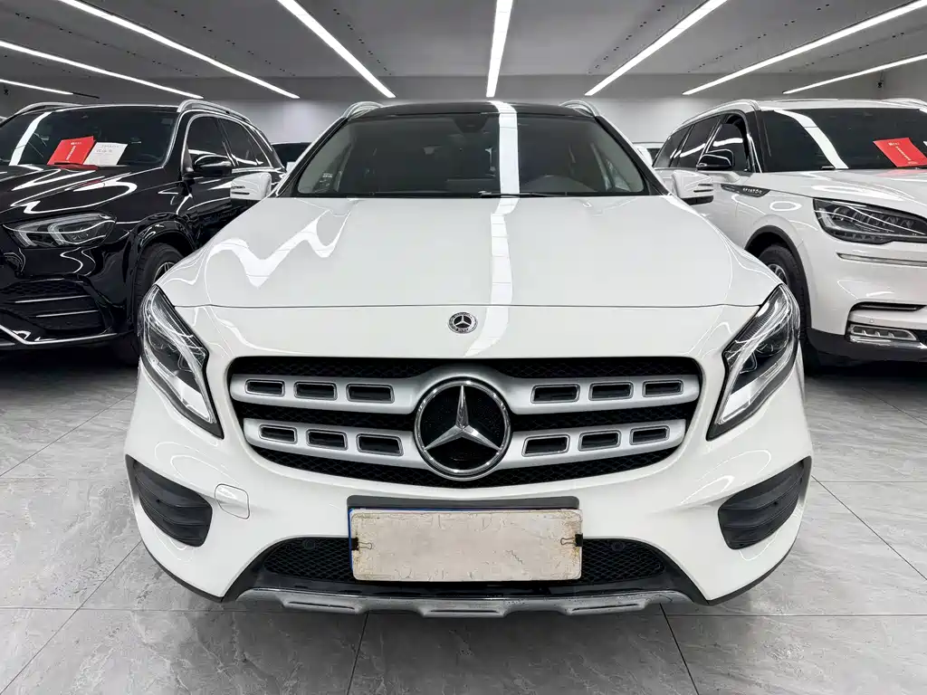 Mercedes-Benz GLA — миниатюра 2