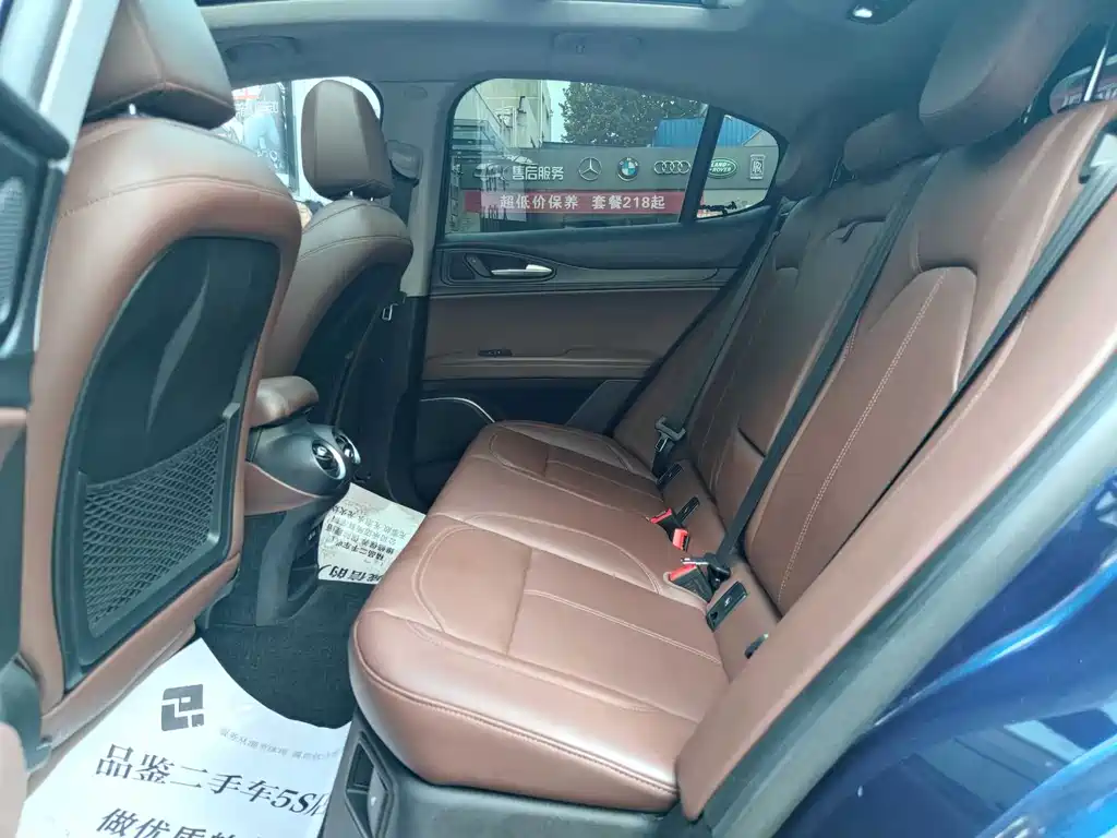Alfa Romeo Stelvio 2017 2.0T 200HP Luxury