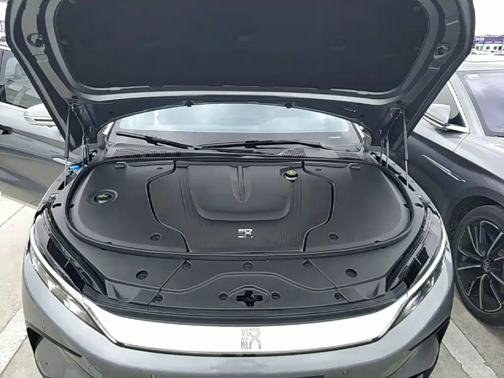 BYD Han — миниатюра 16