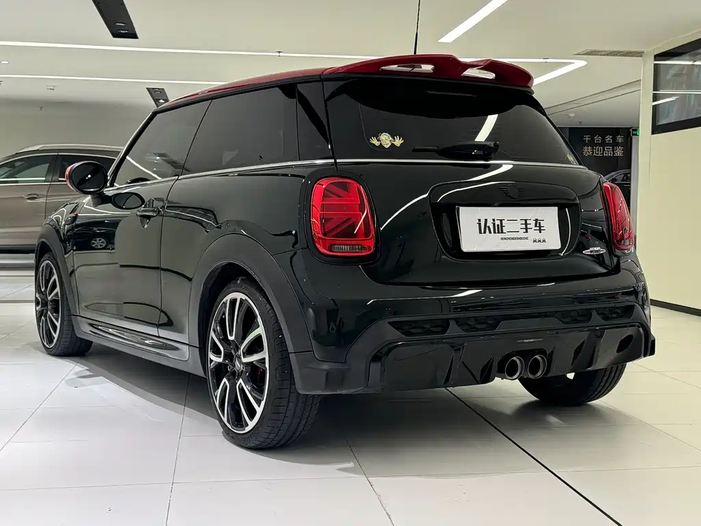 MINI JCW
