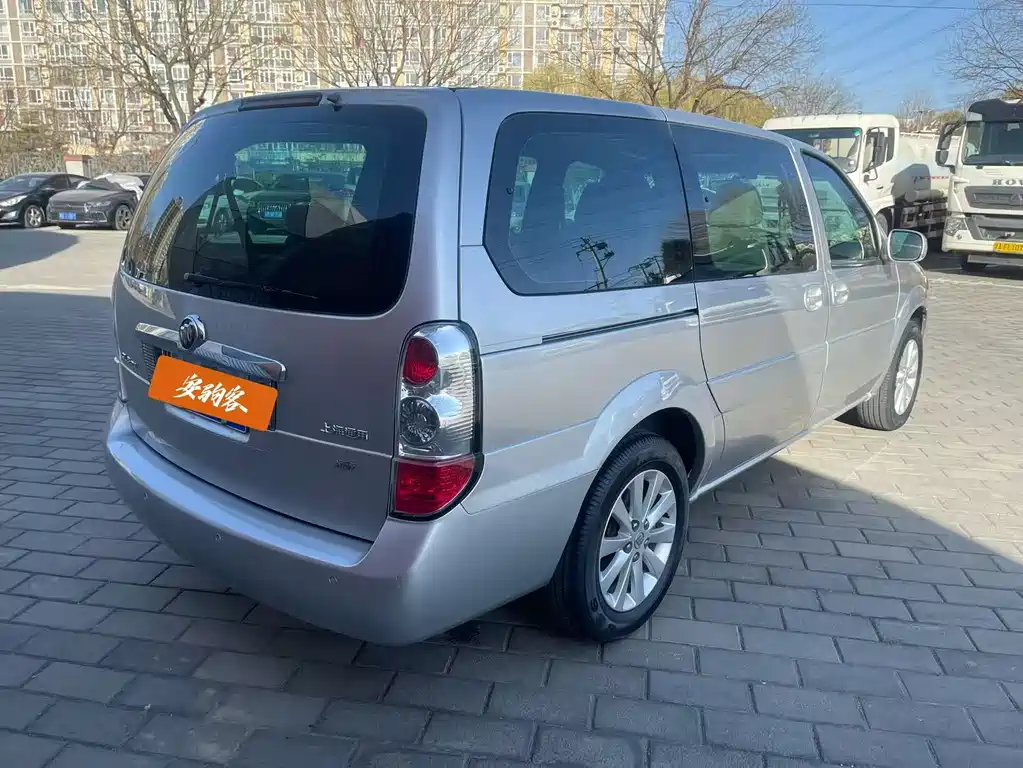 Buick GL8 2014 2.4L Executive