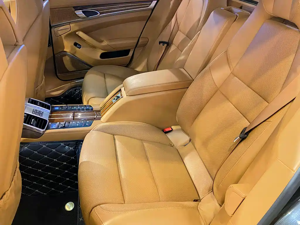 Porsche Panamera — миниатюра 29