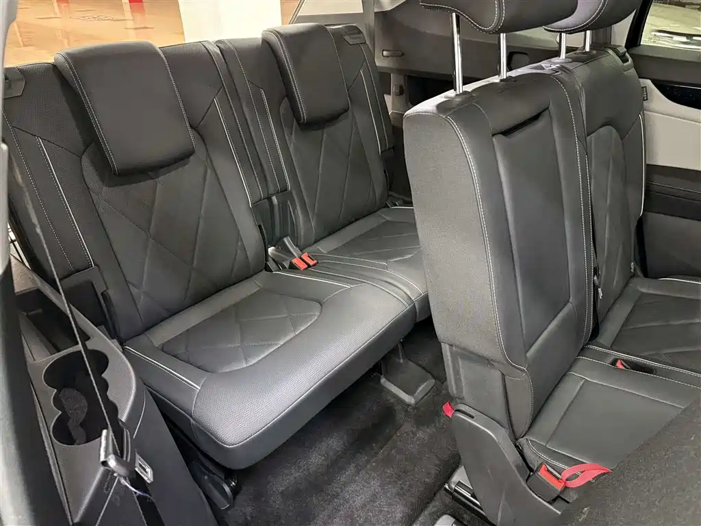 Volkswagen Teramont — миниатюра 12