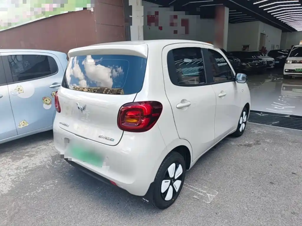 Wuling MINIEV — миниатюра 7