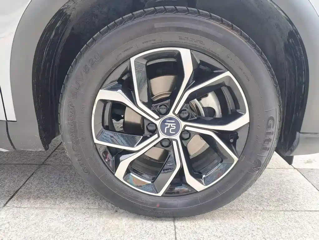 BYD Yuan Plus — миниатюра 11