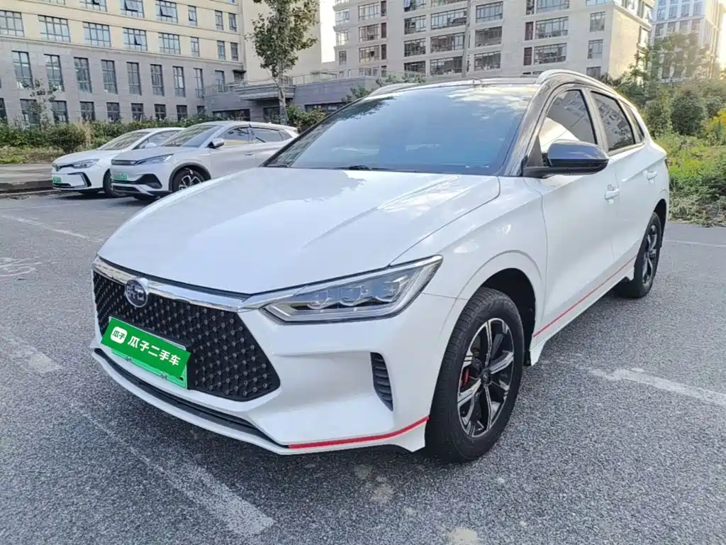 BYD e2