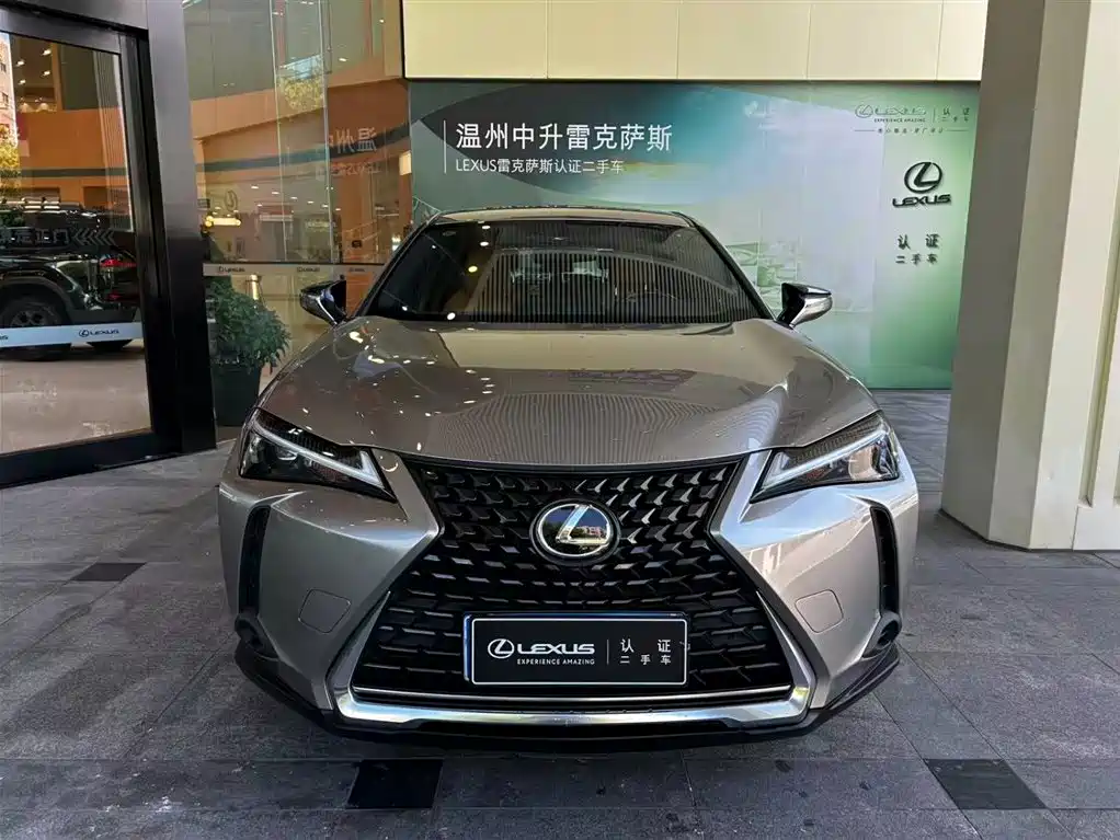 Lexus UX — миниатюра 2