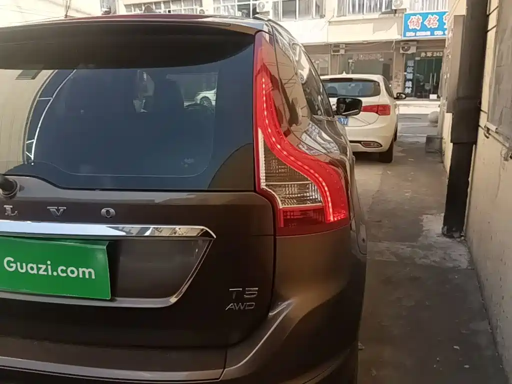 Volvo XC60 — миниатюра 8