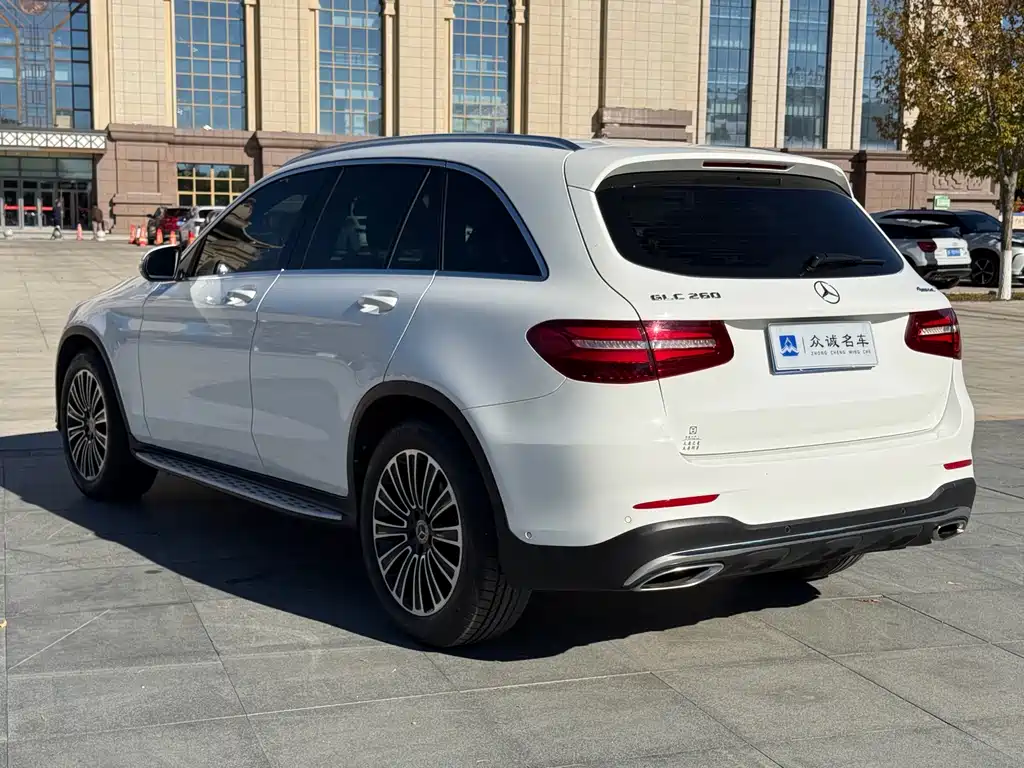 Mercedes-Benz GLC — миниатюра 7