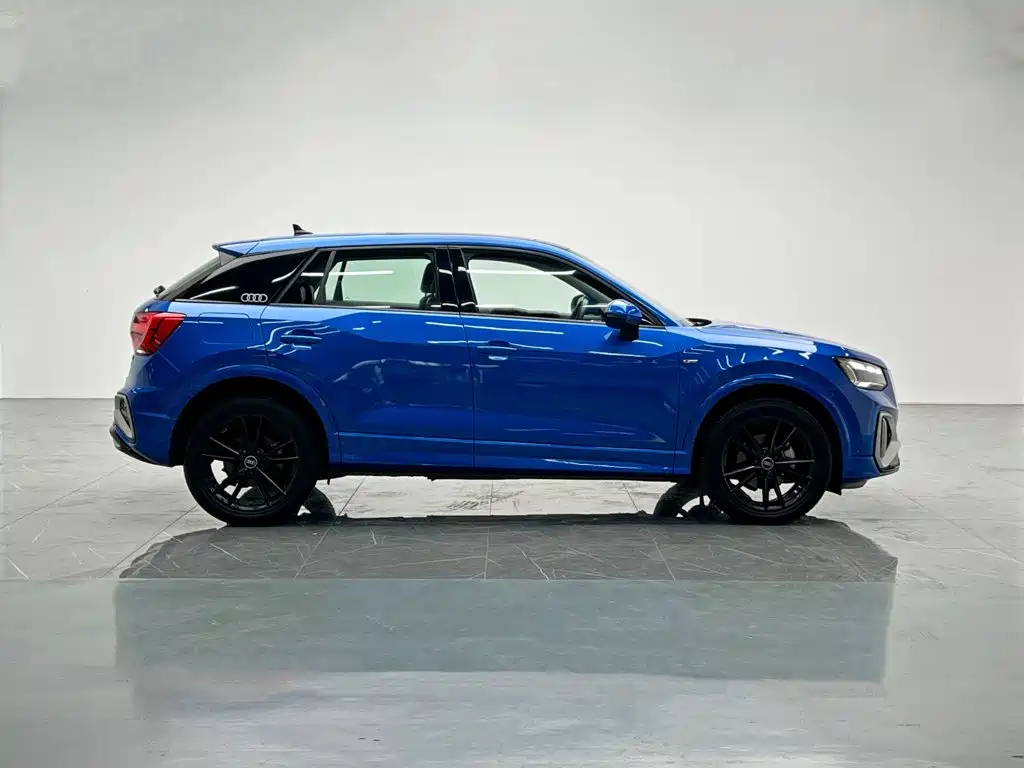 Audi Q2L — миниатюра 7