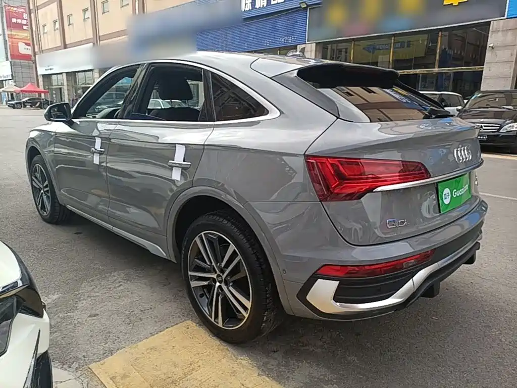 Audi Q5L Sportback — миниатюра 5