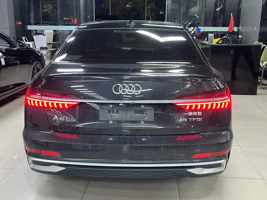 Audi A6L 2023 — фото 7