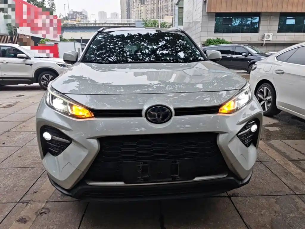 Toyota Wildlander — миниатюра 3