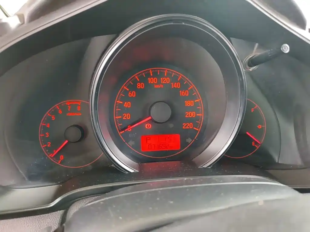 Honda Fit — миниатюра 12