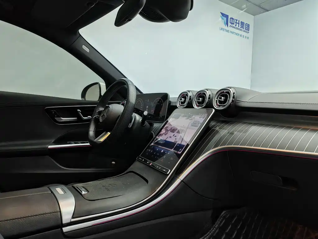 Mercedes-Benz C-Class — миниатюра 15