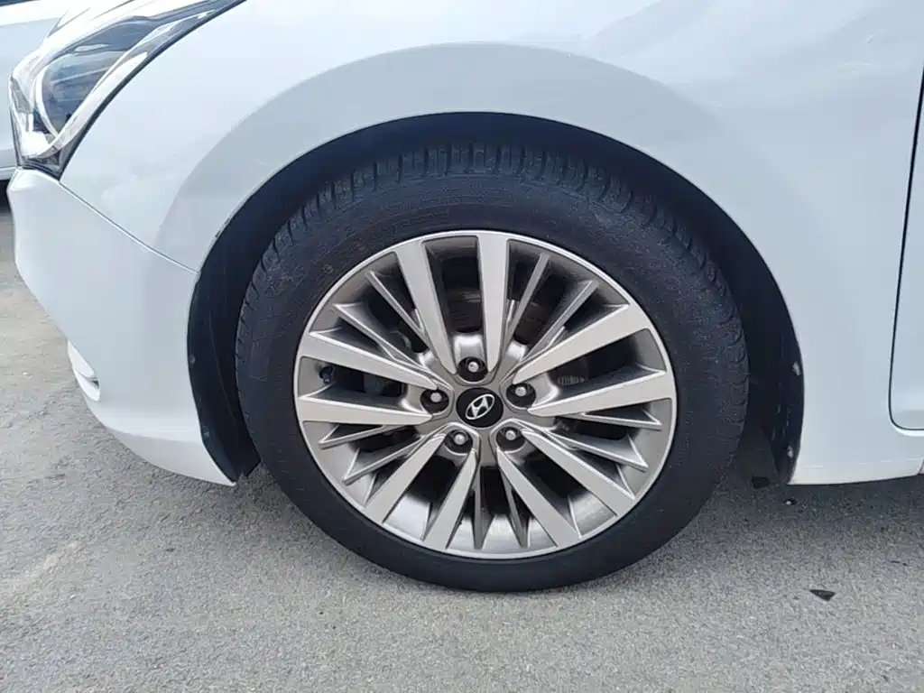 Hyundai Mistra — миниатюра 23