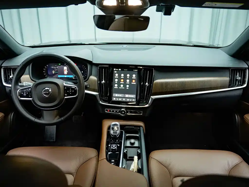 Volvo V90 — миниатюра 10