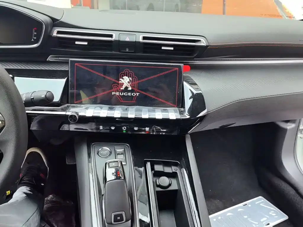 Peugeot 508 — миниатюра 13