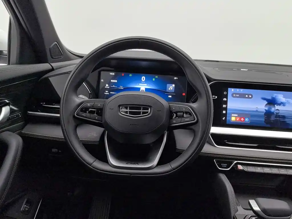 Geely Xingyue L — миниатюра 11