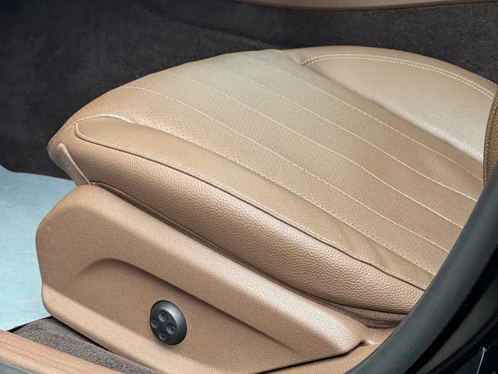 Mercedes-Benz E-Class — миниатюра 23