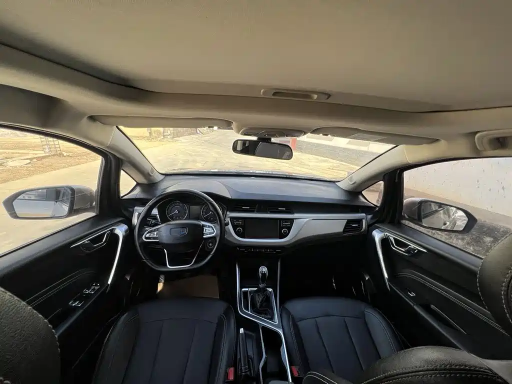 Geely Vision X3 — миниатюра 8