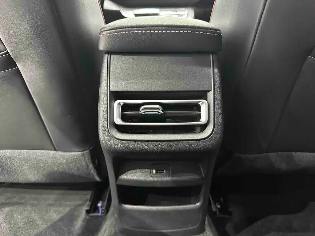 Changan Eado — миниатюра 18