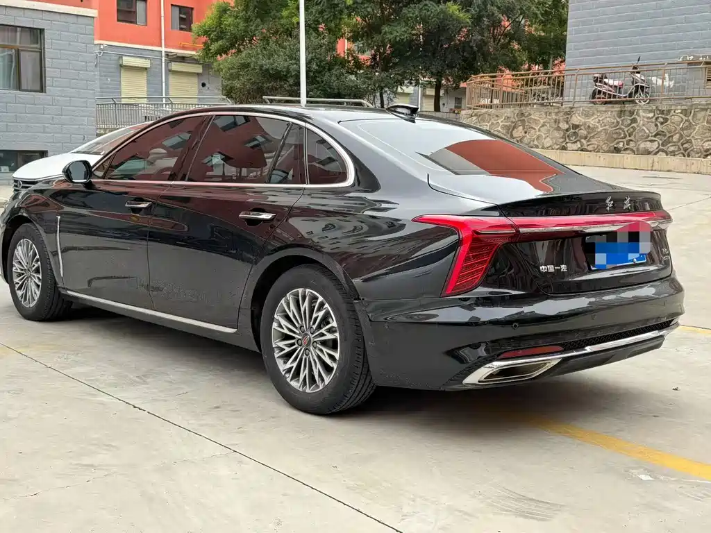 Hongqi Hongqi H5 — миниатюра 3