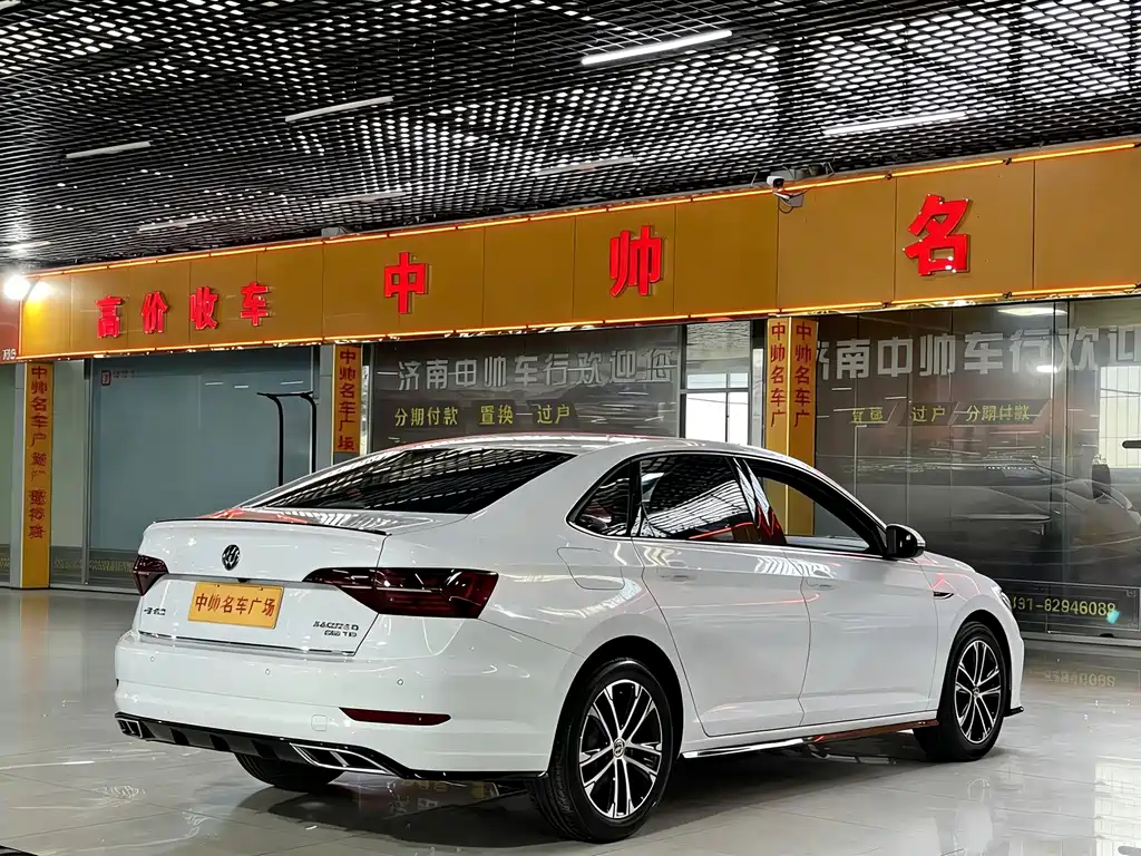 Volkswagen Sagitar 2019 280TSI DSG R-Line V