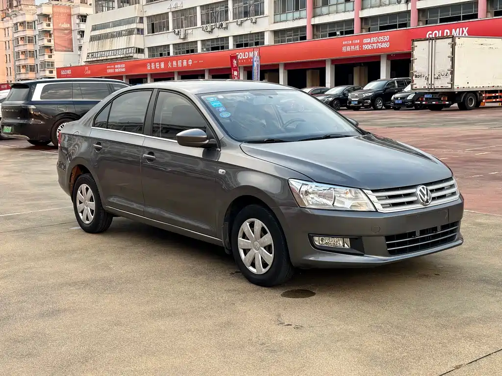 Volkswagen Santana 1.4L Manual Comfort Edition, фото 3