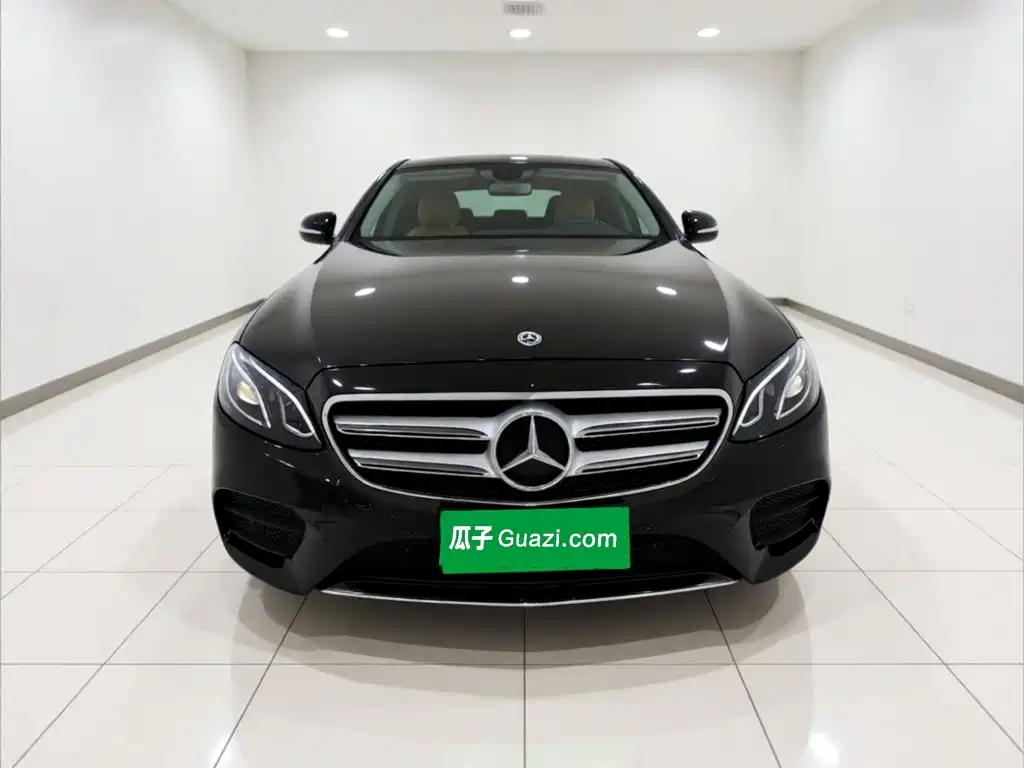 Mercedes-Benz E-Class — миниатюра 2