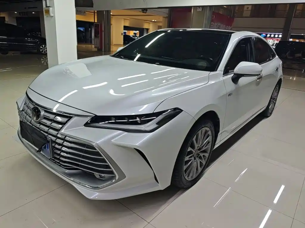 Toyota Avalon — миниатюра 2